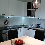 El