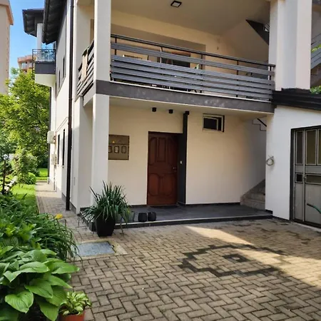 El Apartment