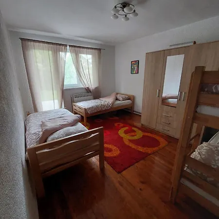 El Apartment *