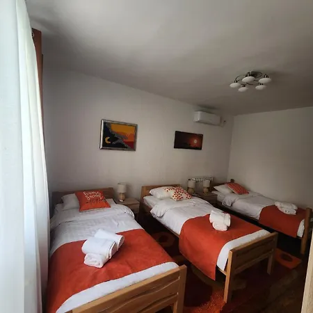 Apartmán El *